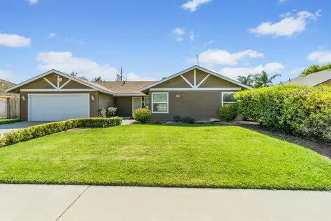 15823 W E St, Kerman, CA 93630 photo 1
