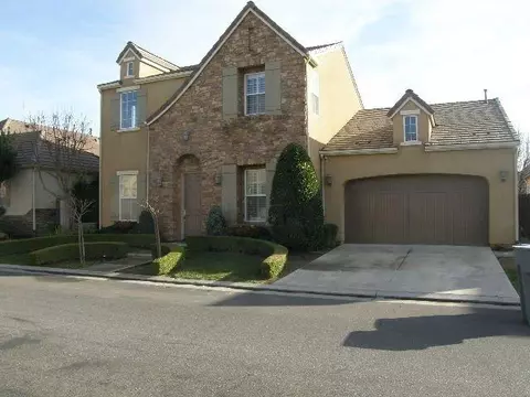 66 W Prescott Ave, Clovis, CA 93619 photo 1