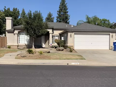 1719 Athens Ave, Clovis, CA 93611 photo 1