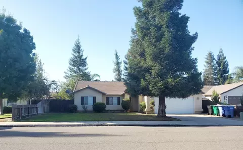 2545 Hicks St, Selma, CA 93662 photo 1