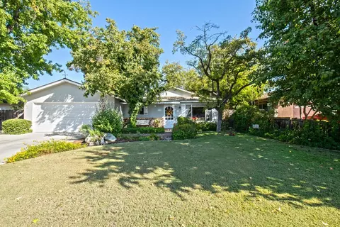 2440 Hicks St, Selma, CA 93662 photo 1