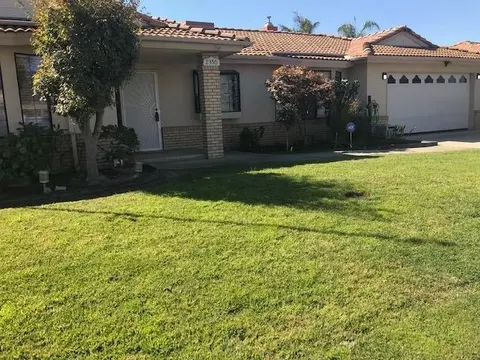 2350 Jonathan Way, Madera, CA 93637 photo 1