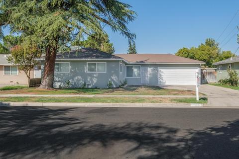 3477 E Simpson Ave, Fresno, CA 93703 photo 1
