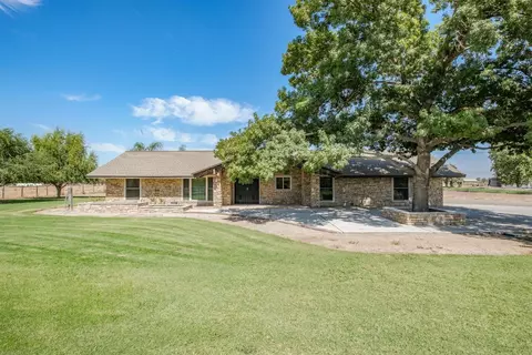 10080 E Mckinley Ave, Sanger, CA 93657 photo 1