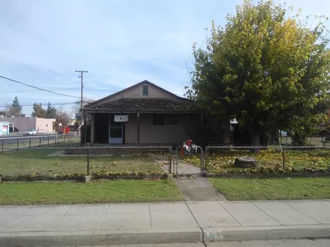 520 8th St, Clovis, CA 93612 photo 1