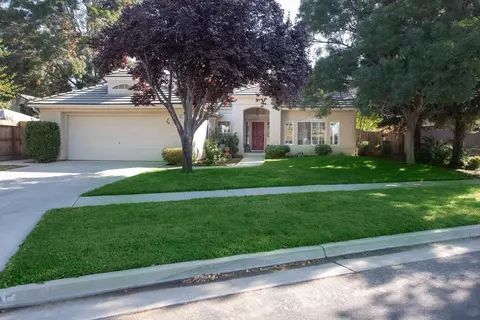 805 Park Ave, Clovis, CA 93611 photo 1