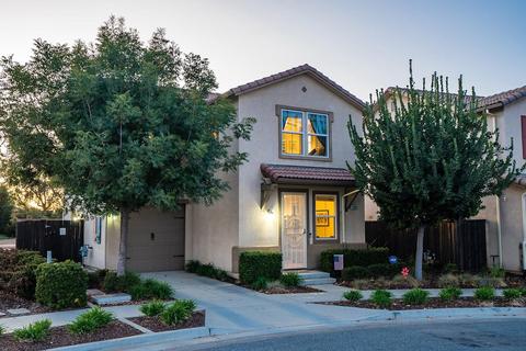 1480 Dara Ave, Clovis, CA 93619 photo 1