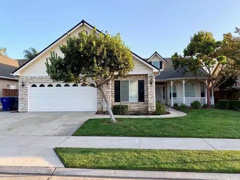 690 Lester Ave, Clovis, CA 93619 photo 1