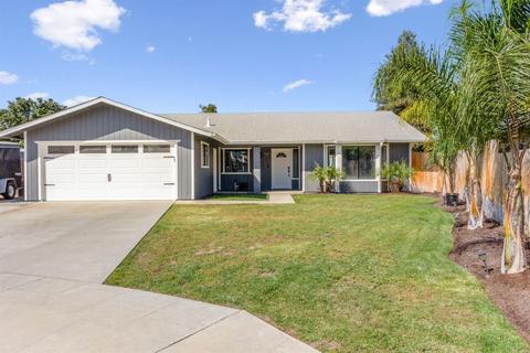 1619 Donner Ave, Clovis, CA 93611 photo 1
