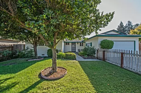 2869 Fine Ave, Clovis, CA 93612 photo 1