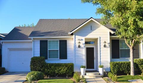 701 W Barcelona Ln, Clovis, CA 93619 photo 1