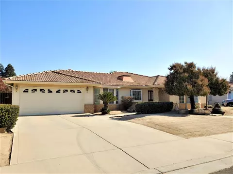 138 Brehler Ave, Sanger, CA 93657 photo 1