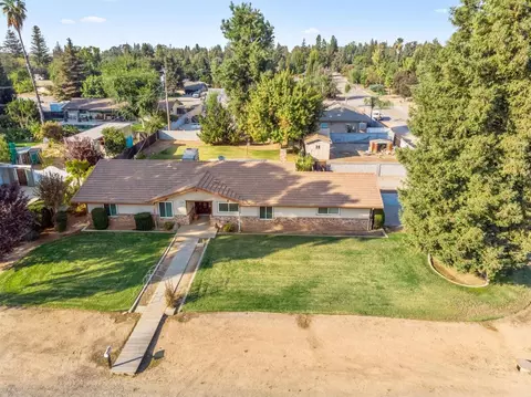 41195 Grove Pl, Madera, CA 93636 photo 1