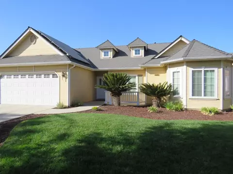 15864 W B St, Kerman, CA 93630 photo 1