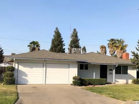 1517 Roberts Ave, Madera, CA 93637 photo 1