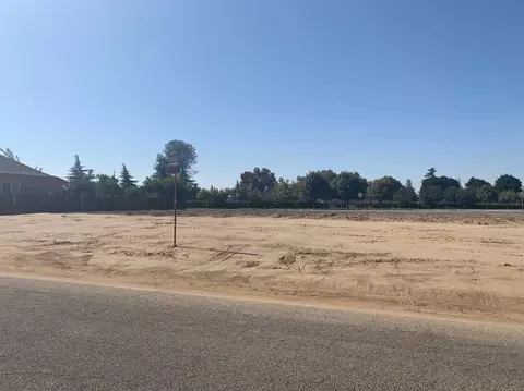 812 Torres Way, Madera, CA 93638 photo 1