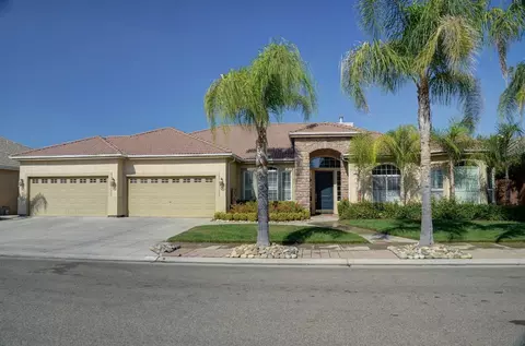 605 Heritage Ave, Clovis, CA 93619 photo 1