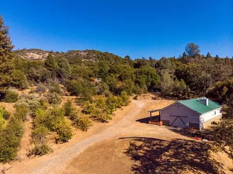 48221 Road 620, Oakhurst, CA 93644 photo 1