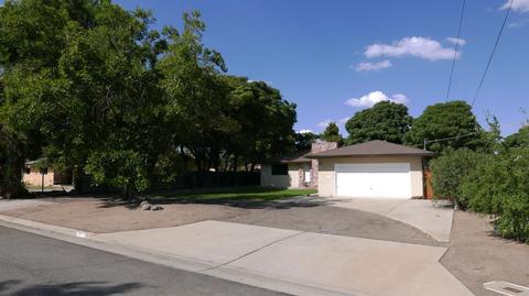 4875 E Brown Ave, Fresno, CA 93703 photo 1