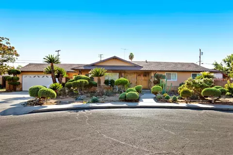 1320 E Akers Way, Dinuba, CA 93618 photo 1