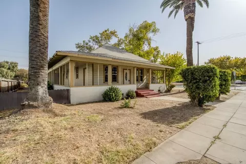 125 S I St, Madera, CA 93637 photo 1