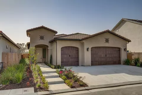 2912 Moody Ave, Clovis, CA 93619 photo 1
