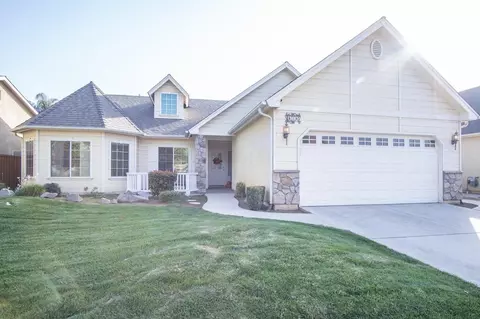 616 Everglade Ave, Clovis, CA 93619 photo 1