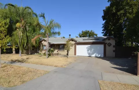 3129 E Pine Ave, Fresno, CA 93703 photo 1