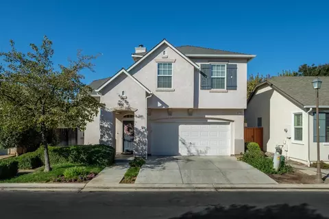 1760 N Aldaron Ln, Clovis, CA 93619 photo 1