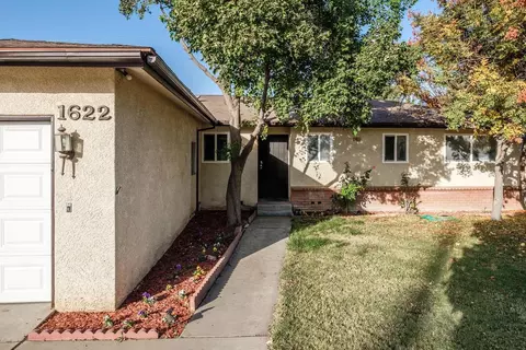 1622 Oxford Ave, Clovis, CA 93612 photo 1