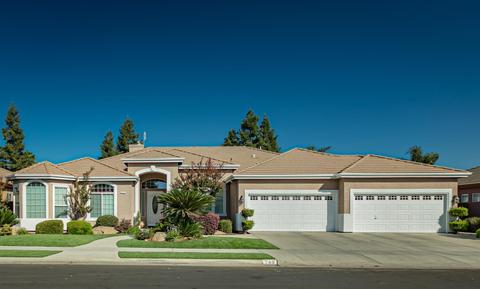 143 El Paso Ave, Clovis, CA 93611 photo 1