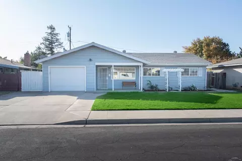 116 9th St, Clovis, CA 93612 photo 1