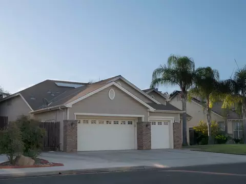 3335 Hornet Ave, Clovis, CA 93611 photo 1