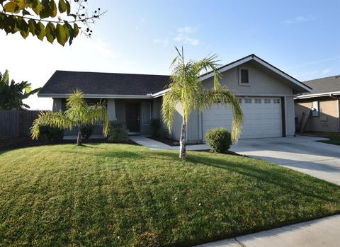 995 Rosa Ave, Sanger, CA 93657 photo 1