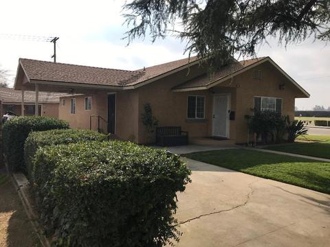 2241 Maple St, Selma, CA 93662 photo 1