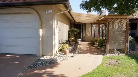 925 Valley Way, Madera, CA 93637 photo 1