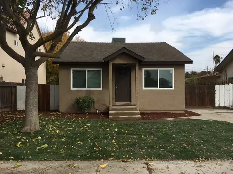 311 S 7th St, Fowler, CA 93625 photo 1