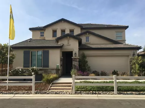 1036 Lindsay Ln, Clovis, CA 93619 photo 1
