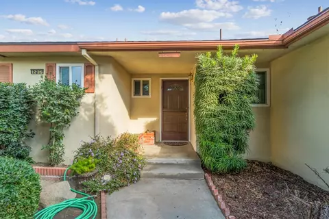 1235 Cindy Ave, Clovis, CA 93612 photo 1