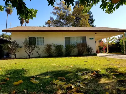 832 Post St, Sanger, CA 93657 photo 1