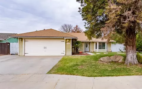 1657 Holland Ave, Clovis, CA 93611 photo 1