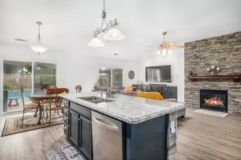 2449 Megan Ave, Clovis, CA 93611 photo 1