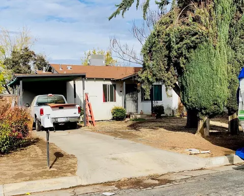 1113 Garfield Ave, Madera, CA 93638 photo 1