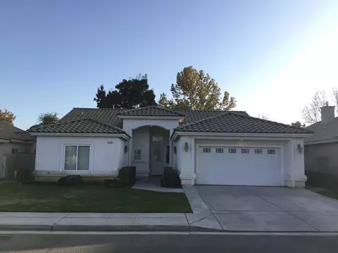 810 Gamay Ave, Madera, CA 93637 photo 1