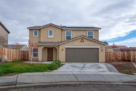393 Fritz St, Madera, CA 93638 photo 1
