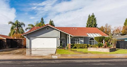 68 N Mckelvy Ave, Clovis, CA 93611 photo 1