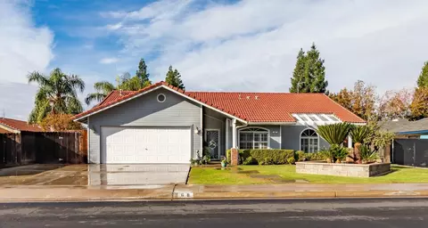 68 N Mckelvy Ave, Clovis, CA 93611 photo 1