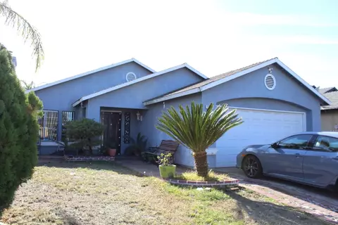 13621 7th St, Parlier, CA 93648 photo 1