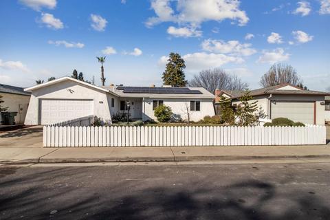 2948 Villa Ave, Clovis, CA 93612 photo 1