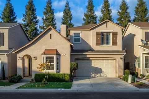 33 W Bohemia Ln, Clovis, CA 93619 photo 1